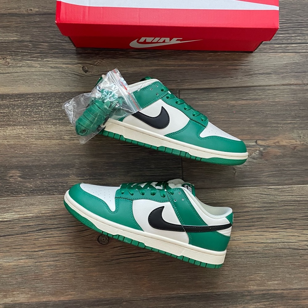 Nike Dunk Low “Lottery Green”, Men’s 9.5 Women’s 11, Brand New W Box, *R3PLICAS*
